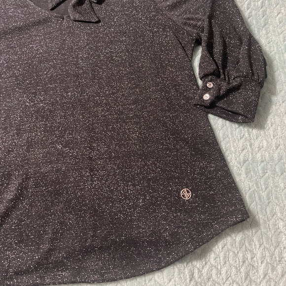 Adrienne Vittadini 3/4 Sleeves Black & Silver with Collared Bow Blouse - Picture 5 of 7